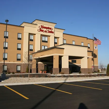 Hampton Inn And Suites Peru-3