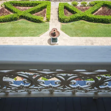 Denison Boutique Hotel-3