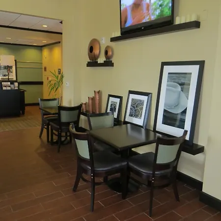 Hampton Inn La Grange-3