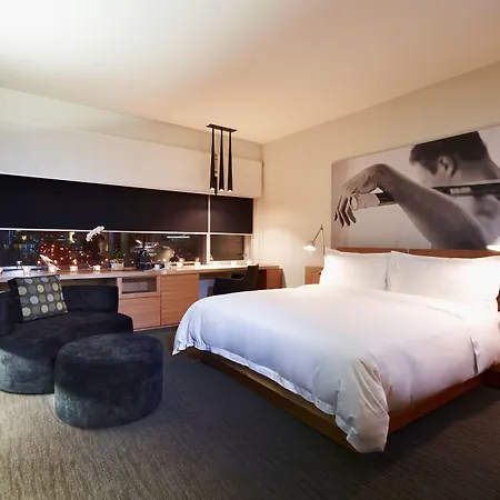 Le Germain Hotel Maple Leaf Square-2