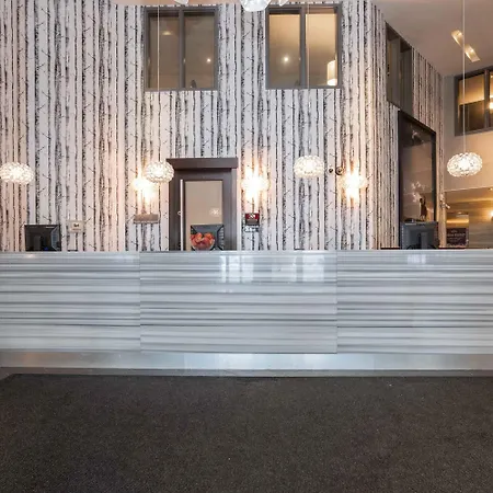 Sandman Signature Edmonton South Hotel-2