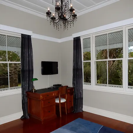 Lupton Lodge-2