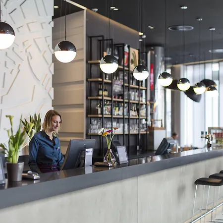 Park Inn By Radisson Leuven-2