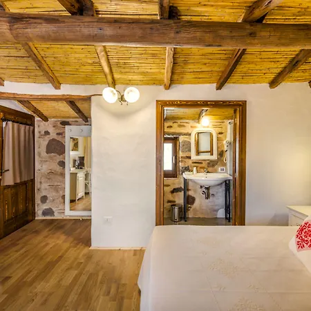 Albergo Diffuso Mannois-2