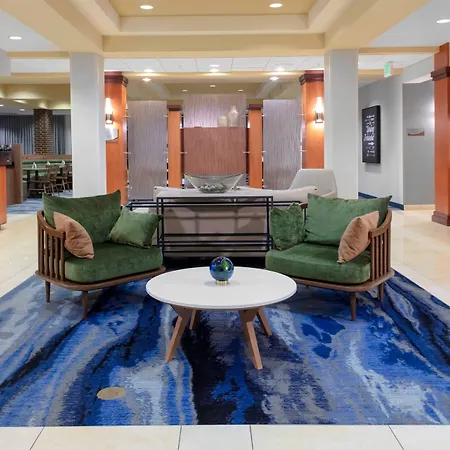 Fairfield Inn & Suites By Marriott Wichita Downtown-3