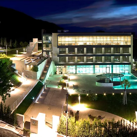 Fonte Del Benessere Resort Castelpetroso - Molise-3