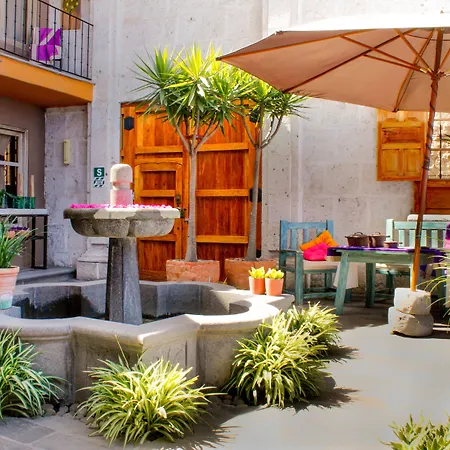 Azul Colonial-3