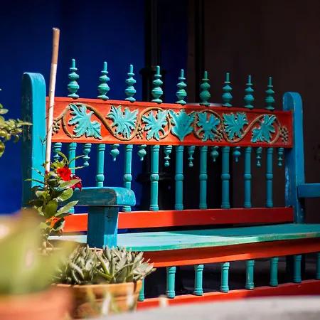Azul Colonial-2
