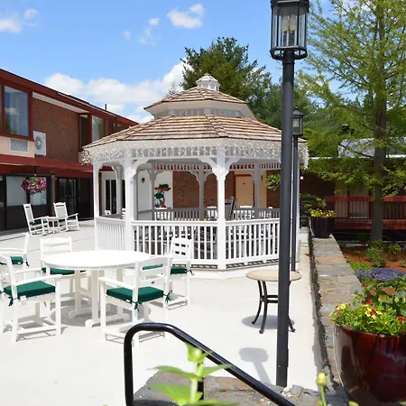 The Inn At Crumpin-Fox-3