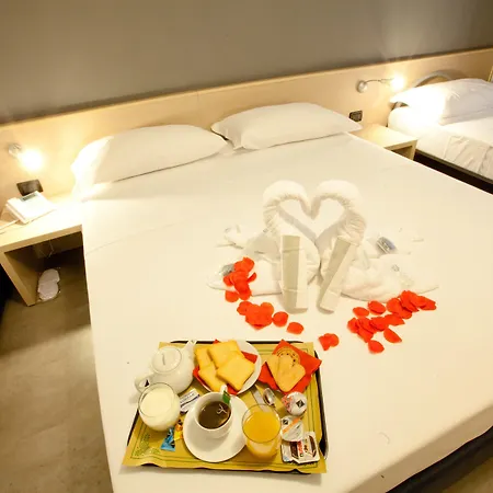 Adalesia Hotel&Coffee-2