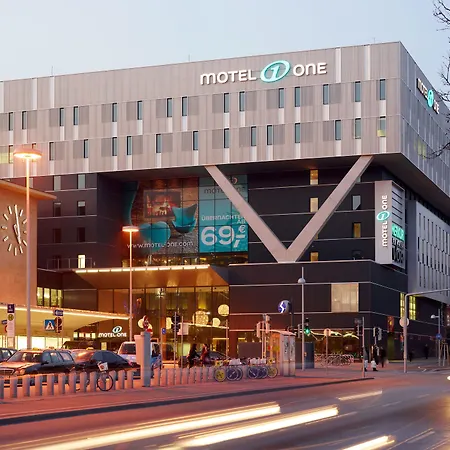 Motel One Wien-Westbahnhof-3
