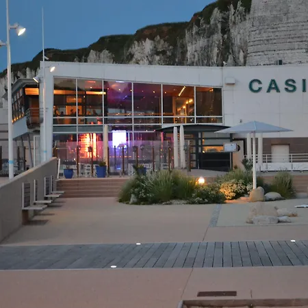 Hotel du Casino-3