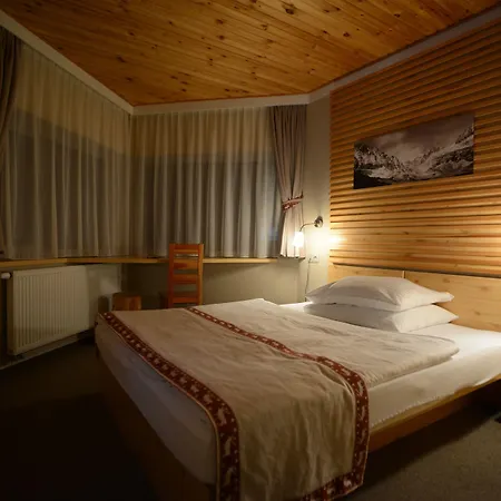 Horsky Hotel Sliezsky Dom-2