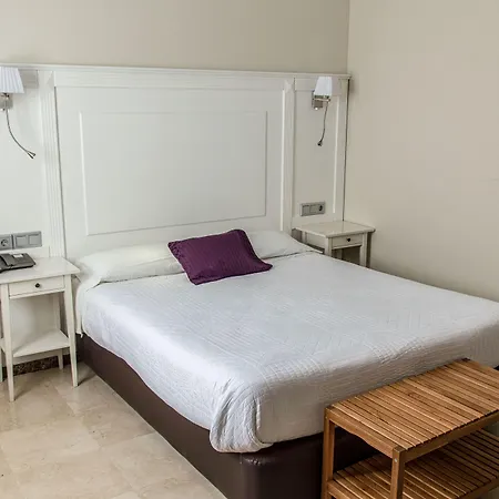 Hotel Sevilla-3