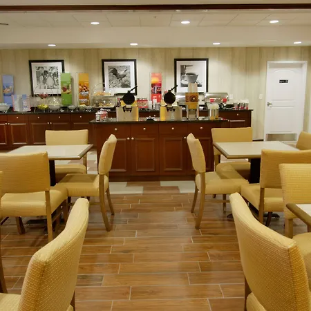 Hampton Inn Bangor-3