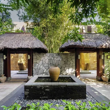 Pullman Oceanview Sanya Bay Resort & Spa-3