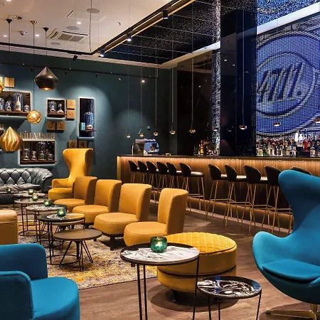 Motel One Koeln-Altstadt-2