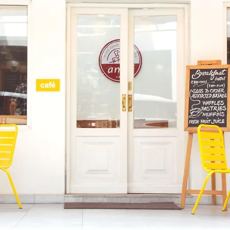 Bloomrooms @ Link Road-2