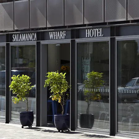 Salamanca Wharf Hotel-3