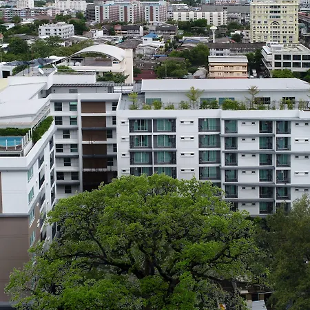 Hotel Amber Sukhumvit 85-3
