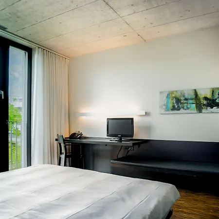 Hotel Kreuzlingen am Hafen-2