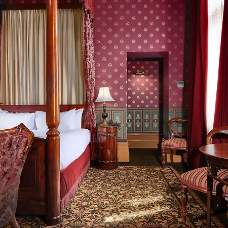 Craig'S Royal Hotel-3
