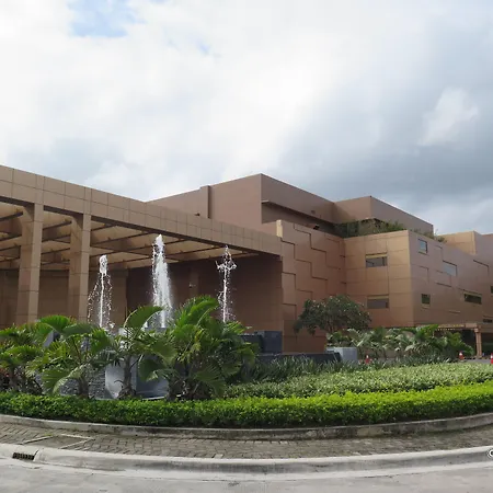 Widus Hotel Clark-2
