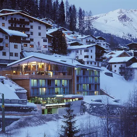 "Quality Hosts Arlberg" Hotel Lux Alpinae-2