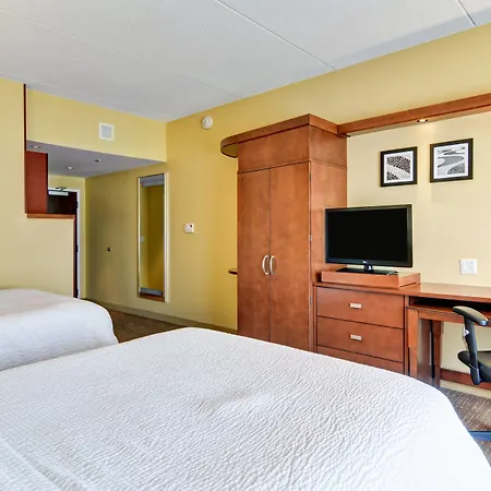 Courtyard By Marriott Bridgeport Clarksburg-3