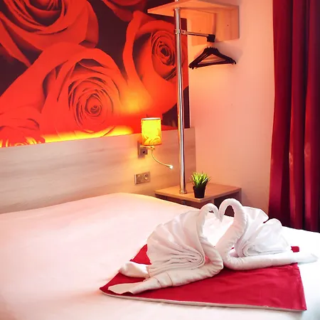 Hotel Inn Design & Restaurant Sable-Sur-Sarthe-3