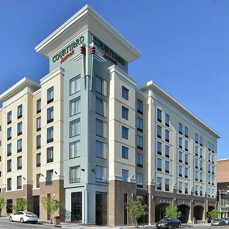 Courtyard By Marriott Wilmington Downtown/Historic District-2