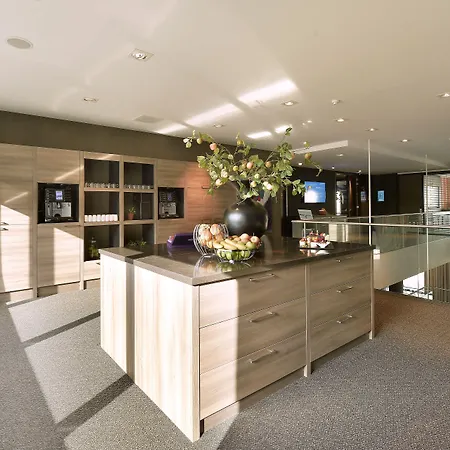Van Der Valk Hotel Tiel-3