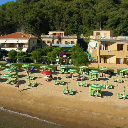 Hotel Le Acacie-3