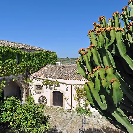 Baglio Siciliamo Country House-2