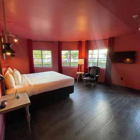 Hotel Gaythering - Gay Hotel - All Adults Welcome-2