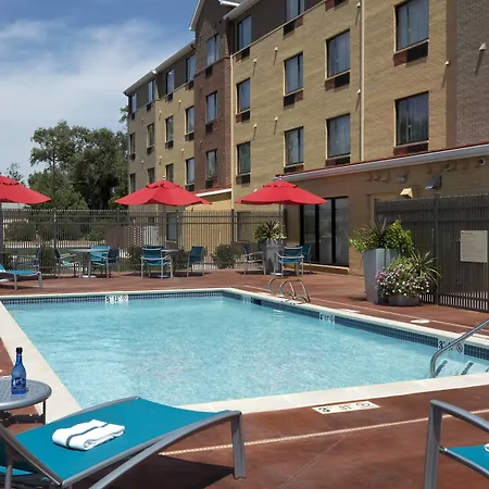 Towneplace Suites By Marriott Garden City-3