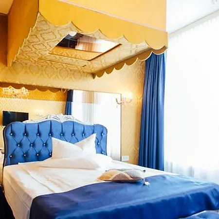 Hotel Village-2