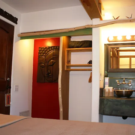 Secret Garden Inn-3