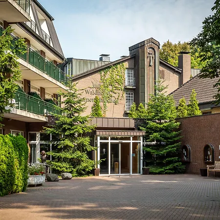 Waldhotel Tannenhaeuschen-3
