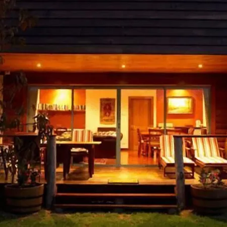 Lazy River Boutique Bed & Breakfast-2