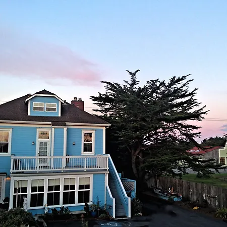 Captain'S Inn At Moss Landing-3