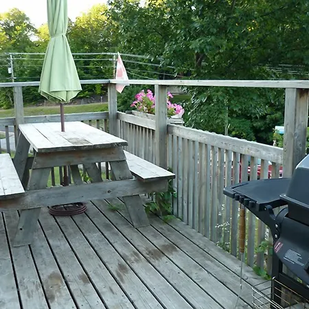 Silver Springs Cottage Resort-3