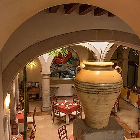 Hostal De La Monja-3