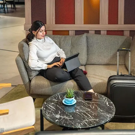 Novotel Suites Wien City Donau-3