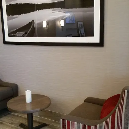 Hampton Inn By Hilton Oxford, Me-2