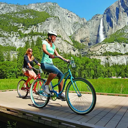 Yosemite Valley Lodge-2
