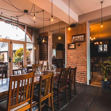 The Dog & Doublet Inn-3