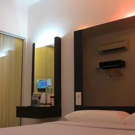 Dream Hotel-3