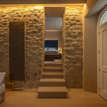 Forma Your Boutique Suite-3