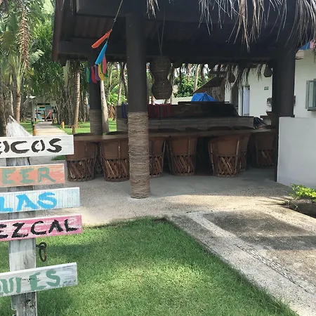 Casa Loteria: Colorful Family Retreat with Pool in Pueblito Sayulita-2